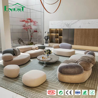 Canapé modulaire incurvé moderne, nouveau design de forme unique, canapé sectionnel en tissu velours, canapé en forme de pavé pour le salon