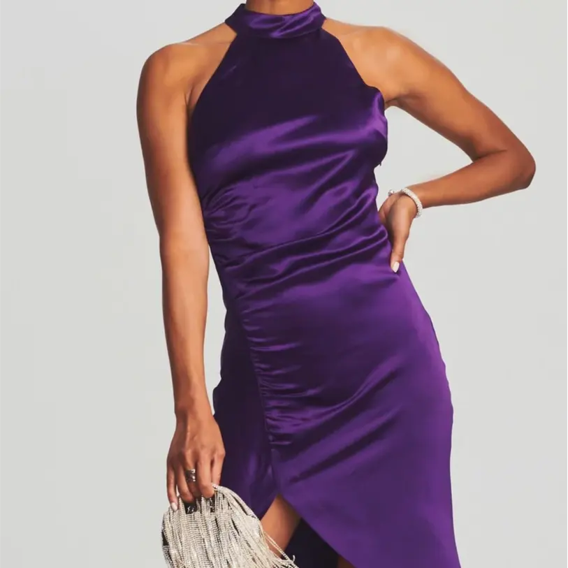 2022 OEM High Quality Fashion Silk Sleeveless Halter Neck MaXi Dress