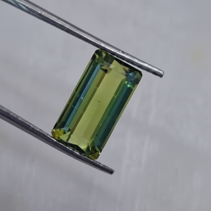 Venta al por mayor de turmalina verde natural Baguette forma 10x5x4mm piedras preciosas sueltas para anillos de compromiso al mejor precio más bajo - Product Image 1