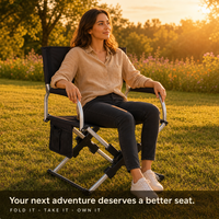 Chaise de Réalisateur Pliante Portable avec Poche Latérale, Accoudoir Rembourré, Cadre en X en Aluminium – Idéale pour le Camping, les Pique-niques, la Photographie et le Cinéma en Extérieur