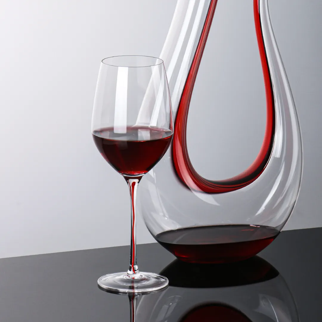 Eigenmarke individuelles 450 ml elegantes Burgunder Glas Rotwein Glas roter Dochtenstiel für Hochzeitsfeier