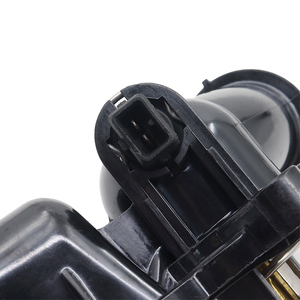 Conjunto de carcasa de termostato de refrigerante de motor OEM 11530139877 para <span class=keywords><strong>BMW</strong></span> E39 520d E46 318d 320d - Product Image 4