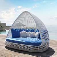 Juecheng – Nouveaux transats de luxe modernes en métal et rotin pour l'extérieur, canapé-lit avec coussins, lit cocon pour patio et jardin, idéal pour l'hôtellerie