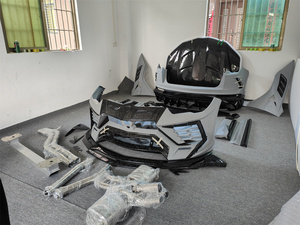 Utilisé pour <span class=keywords><strong>Lamborghini</strong></span> URUS M style pare-chocs avant semi-forgé pare-chocs arrière jupes latérales capot moteur garde-boue kit carrosserie - Product Image 2