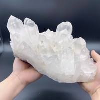 Géode de cristal naturel - Grande grappe de quartz clair brut pour la décoration intérieure, la méditation et l'équilibrage des chakras