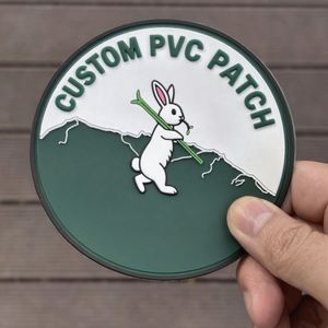 Parche de Silicona PVC 2D 3D con Logotipo Personalizado, Parche Suave con Gancho y Bucle, Termoadhesivo para Bolsas y Ropa con Forma de Flor y Corazón - Product Image 3