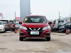 Nissan Tiida 1.6L del 2016 Usata, Berlina a Benzina, Guida a Sinistra, Tetto Panoramico, Sedili in Pelle, Pronta per la Spedizione, Disponibile in Stock - Product Image 2