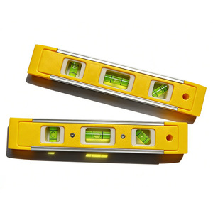 Nivel de burbuja magnético de 9 pulgadas con 3 viales para herramientas de medición de bricolaje en el hogar - Product Image 2