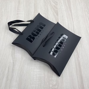 Sac cadeau en papier noir de luxe avec logo personnalisé, poignée en ruban, pour emballage de perruques et extensions de cheveux, sac de shopping pour les entreprises de cheveux humains - Product Image 6