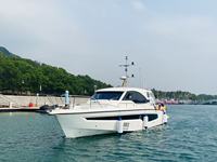 Nouveau Yacht Sportif de Luxe en Fibre de Verre de 14,2 m avec Moteur Hors-Bord, Console Centrale, pour Visites, Croisières, Pêche et Divertissement