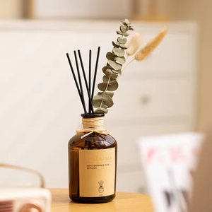 Diffuseur de roseaux en verre de luxe AIKUN, coffret cadeau avec logo personnalisé, sans BPA et écologique pour les studios de yoga et les espaces de méditation - Product Image 2