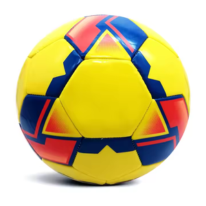 Pelota de fútbol cosida a máquina duradera hecha de PVC PU para deportes de fútbol al aire libre entrenamiento de partidos de adultos - Product Image 5
