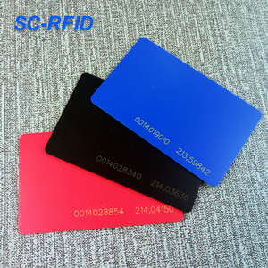 Cartes NFC professionnelles vierges personnalisables en PVC couleur unie (bleu/rouge/vierge) avec puce RFID - Product Image 5