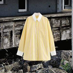 Blusa Casual para Mujer, Corte Regular, con Botones, Rayas Amarillas, Tela Popelina, Manga con Volantes, Hombros Caídos, Cuello Camisero, Estilo Vintage - Product Image 3