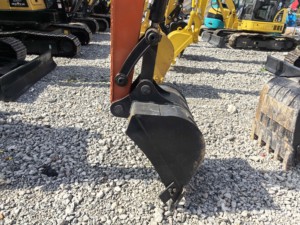 รถขุดขนาดเล็ก Kubota Kx161 ได้รับการรับรองมาตรฐาน CE พร้อมหัวเจาะแบบ Thumb Auger รถขุดขนาดเล็ก 6 ตัน เครื่องยนต์ Kubota - Product Image 2