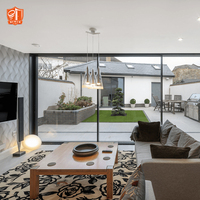 Porta deslizante energeticamente eficiente para entradas residenciais com isolamento térmico exterior Alumínio Ultra Slim Frame