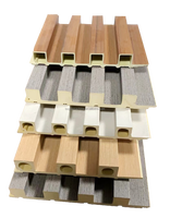 Ligne d'extrusion à double vis BOGDA contrôlée par PLC pour la fabrication de panneaux muraux rainurés en PVC WPC