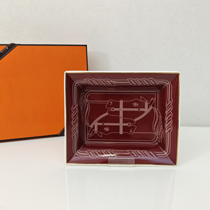 Cenicero de Cigarros de Cerámica de Lujo, Estilo Europeo Cuadrado, Personalizado para Hoteles y Regalos - Product Image 1