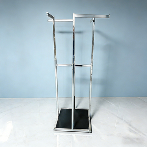 Moderno Perchero de Acero Inoxidable de 4 Brazos con Base de Mármol, Soporte Ajustable para Exhibición de Ropa en Tiendas Minoristas - Product Image 3