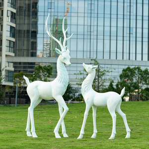 Escultura abstracta <span class=keywords><strong>de</strong></span> alce <span class=keywords><strong>de</strong></span> ciervo blanco para paisaje <span class=keywords><strong>de</strong></span> jardín, hermosa decoración reforzada con fibra <span class=keywords><strong>de</strong></span> vidrio para exteriores para manualidades <span class=keywords><strong>de</strong></span> resina - Product Image 3