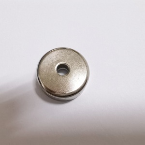 Imanes de Neodimio Personalizados con Base de Acero, Imán Permanente de Tierras Raras Ndfeb, N35 N45 N52, Recubrimiento de Níquel - Product Image 3