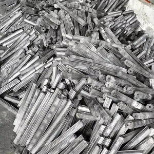 Briquettes de charbon de bois pour barbecue, sciure de bois dur du Vietnam, sans fumée, faible teneur en cendres, combustion longue durée 6 heures, approvisionnement en vrac, prix usine - Product Image 5