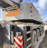 Grande grue de camion d'occasion professionnelle de 200 tonnes, personnalisée et de haute qualité, fabriquée en Chine, avec moteur Cummings