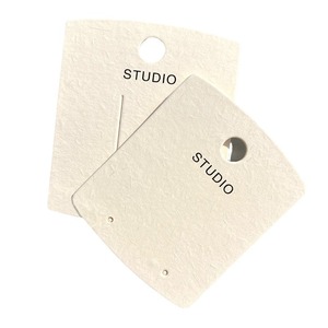 Biểu Tượng Tùy Chỉnh Đồ Trang Sức Giấy Hiển Thị Chủ Với Dập Nổi Và Lớp Phủ UV Cho Nhẫn Bông Tai Vòng Cổ Kẹp Tóc - Product Image 1