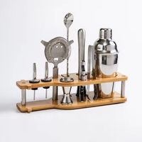 Kit de barman en acier inoxydable réutilisable de qualité supérieure, 10 pièces (fini naturel), ensemble d'outils de bar avec support en bambou pour cocktails à domicile
