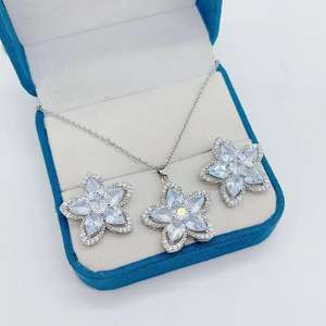 New Fashion Stainless Steel 18K Gold Plated Zircon Shiny Flower Shape Necklace Earrings Jewelry <b>Set</b> for <b>Women</b> - Product Image 4