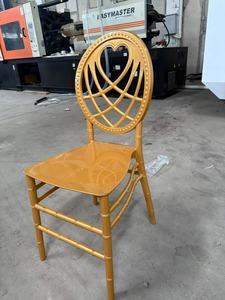 Nuova Sedia da Matrimonio di Lusso con Schienale a O, Design Floreale Traforato in Metallo con Cuscino - Product Image 5