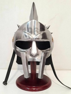 Casco de Gladiador Romano Griego Medieval, Réplica de Película, Casco Espartano Personalizado, Chapado en Plata, Acero Inoxidable - Product Image 1