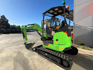 Miniexcavadora Eléctrica de Alto Rendimiento 9027FE con Cabina Abierta para Reconstrucción Municipal - Product Image 3