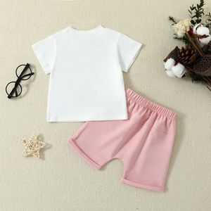 Vente en gros Ensemble deux pièces pour bébés garçons T-shirts <span class=keywords><strong>et</strong></span> shorts d'été en coton à manches courtes en <span class=keywords><strong>noir</strong></span> <span class=keywords><strong>blanc</strong></span> à <span class=keywords><strong>carreaux</strong></span> Lettre Design - Product Image 3