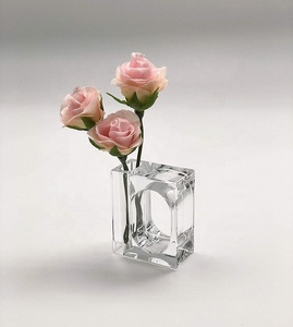 2025 Top Seller New Wedding Rings Flower Bud Vase Design Clear Acrylic Lucite 2in1 Napkin Rings - Product Image 4