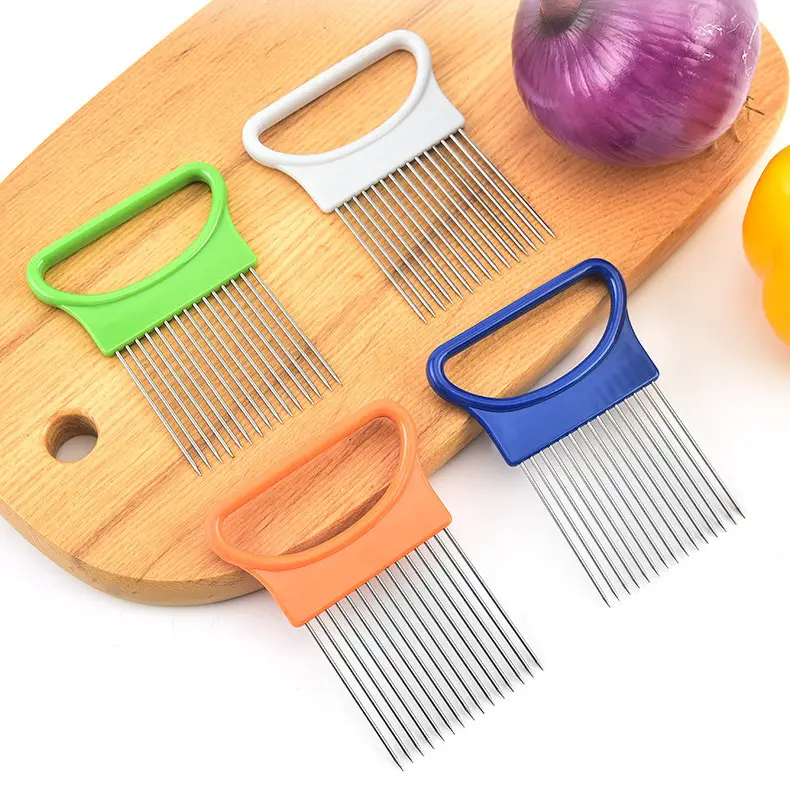 Kitchen Tools Gadgets 2024 Stainless Steel innovation Plastic Easy Cut Vegetable Slicer Cutter Meat Needle Onion Holder Fork