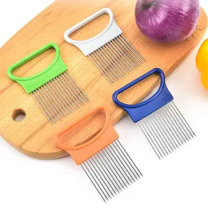 Kitchen Tools Gadgets 2024 Stainless Steel innovation Plastic Easy Cut Vegetable Slicer Cutter Meat Needle Onion Holder Fork