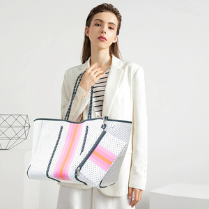 Nouveau <span class=keywords><strong>sac</strong></span> en néoprène de luxe avec logo personnalisé, grande capacité, <span class=keywords><strong>sac</strong></span> de plage, <span class=keywords><strong>sac</strong></span> à main tendance pour femmes - Product Image 6