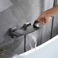 Mitigeur mural de luxe moderne haut de gamme en laiton pour eau froide et chaude, ensemble de douche cascade pour salle de bain et robinet de baignoire avec douchette à main