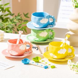 Mug à café en céramique créatif de luxe, doux, Fufu, avec soucoupe, pétrissage à la main, irrégularité, forme spéciale, fleurs mignonnes peintes à la main - Product Image 2