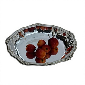 Assiette ovale italienne en acier inoxydable poli miroir, qualité alimentaire, personnalisable, pour servir les aliments sur table de fête - Product Image 1
