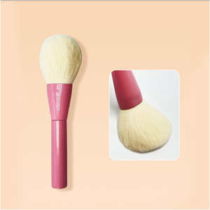 Juego de 4 Brochas de Maquillaje de Pelo Sintético con Mango de Madera, Brochas Super Suaves y Coloridas para Rostro y Ojos, Logotipo Personalizado, Marca Privada - Product Image 5