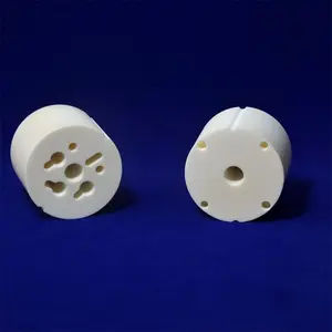 Buon isolamento 99% allumina isolante in ceramica con blocco al2 o3 con foro