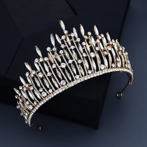 Diadema de Cristal con Baño de Rodio de Lujo Ligero Mianino y Corona de Novia para Cumpleaños de Dieciocho Años, 23 cm - Product Image 2