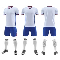 Ventes directes d'usine nouvel ensemble d'uniformes de Football unisexe adulte équipe formation compétition uniforme 100% Polyester antibactérien