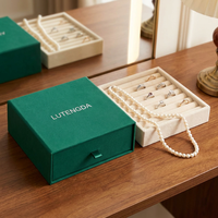 Boîte cadeau magnétique de luxe pour bijoux, emballage rigide en carton avec tiroir pour expédition et vente au détail