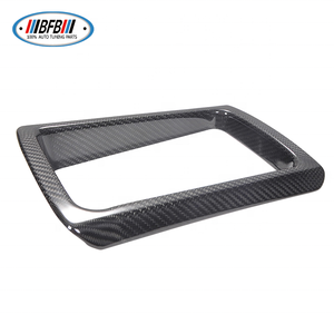 Couvercle de cadre de boîte d'accoudoir arrière en carbone sec M4 pour <span class=keywords><strong>BMW</strong></span> M4 F82 F83 <span class=keywords><strong>M3</strong></span> <span class=keywords><strong>F80</strong></span> garniture intérieure en Fiber de carbone 2015 + - Product Image 4