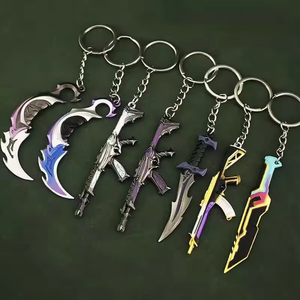 Llavero <span class=keywords><strong>de</strong></span> Metal <span class=keywords><strong>de</strong></span> Lujo Ligero con Diseño <span class=keywords><strong>de</strong></span> Armas <span class=keywords><strong>de</strong></span> <span class=keywords><strong>Valorant</strong></span>: Plundering Impression, Mob M4 e Impression Claw Knife - Product Image 3
