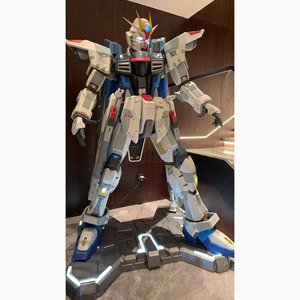 जीवन-आकार के राल स्वतंत्रता गुंडम प्रतिमा गार्डन फिबरग्लास गुंडम मूर्तिकला मोबाइल सूट आकृति पेंट एनीमे मोबाइल सूट गुंडम मॉडल - Product Image 6