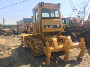 รถดันดินตีนตะขาบ Caterpillar D6D ผลิตในสหรัฐอเมริกา ใช้งานน้อย พร้อมใบมีดตรง ริปเปอร์ และเครื่องยนต์ 3306 ของแท้ - Product Image 3